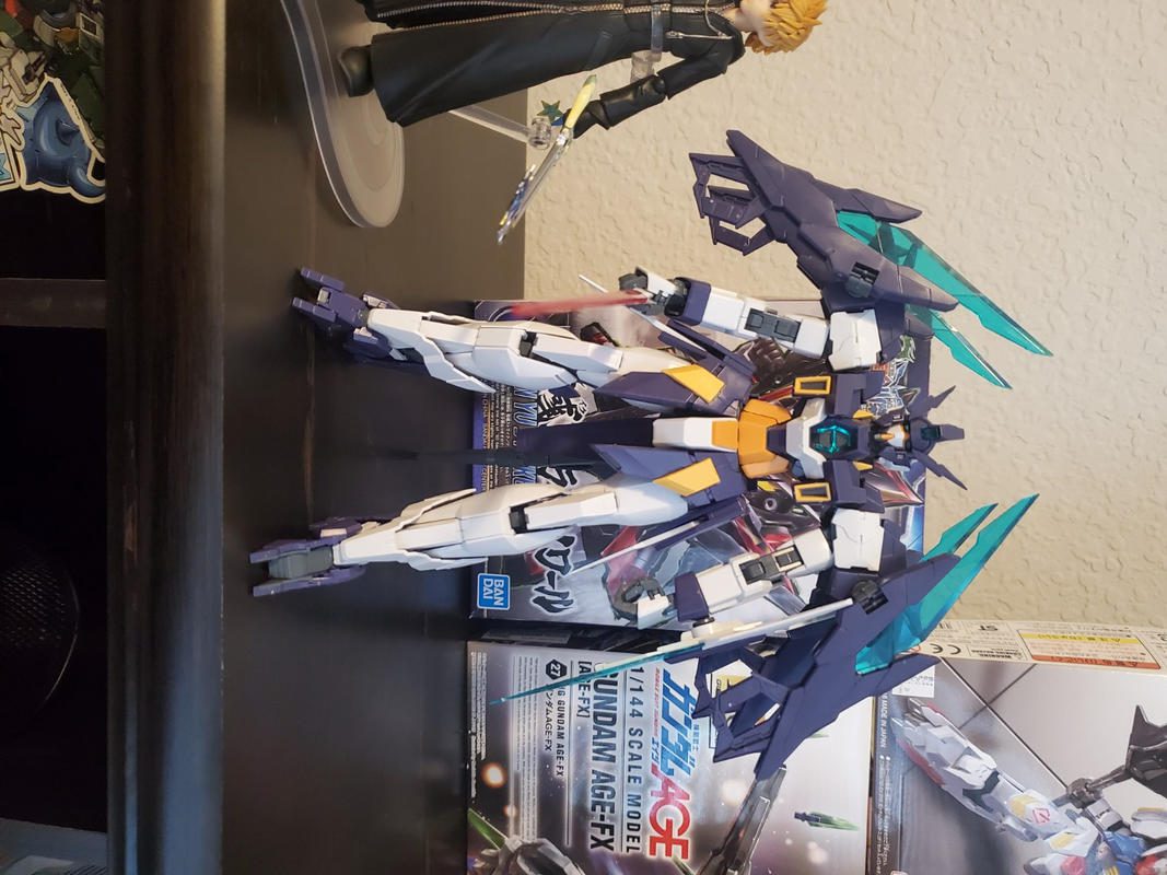 Gundam AGE-II Magnum Gundam AGE (MG) photo review
