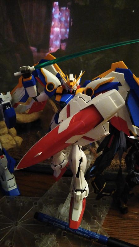 MG 1/100 Wing Gundam Version Ka Perfect Grade Model Kit photo review
