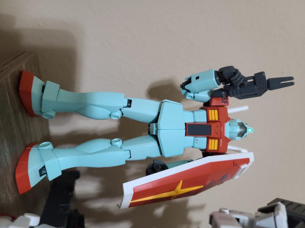 Master Grade 1/100 RGM-79 GM Version 2.0 photo review
