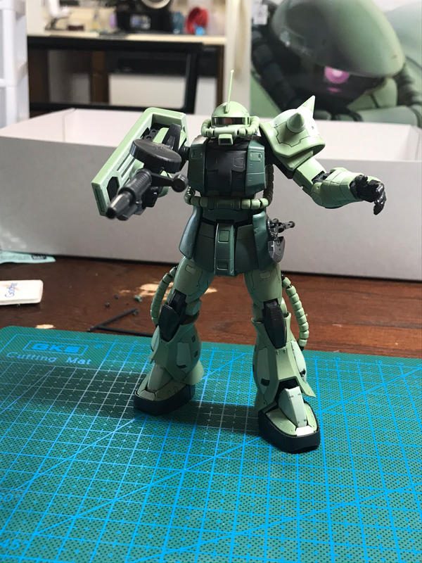RG 1/144 MS-06F Zaku II photo review