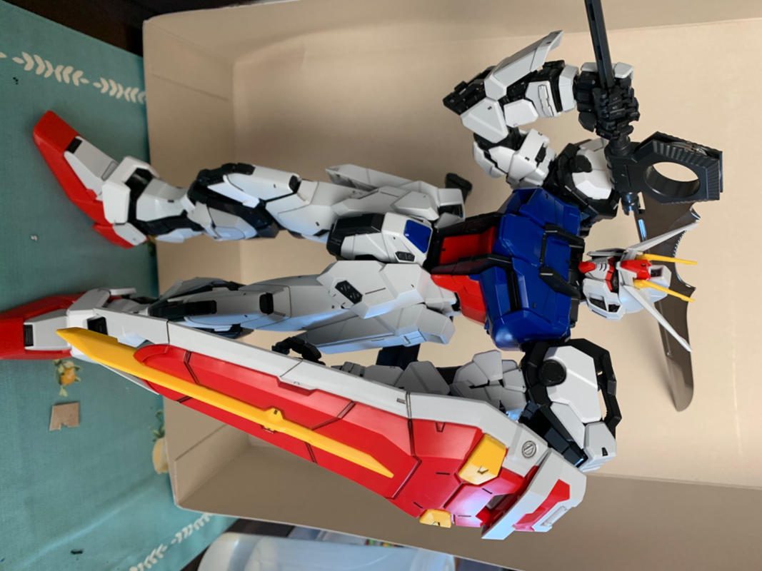 Strike Gundam SEED 1/60 Perfect Grade Model Kit photo review