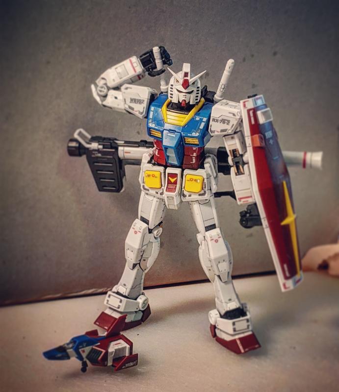 RG 1/144 Scale RX-78-2 Gundam Plastic Model Kit photo review