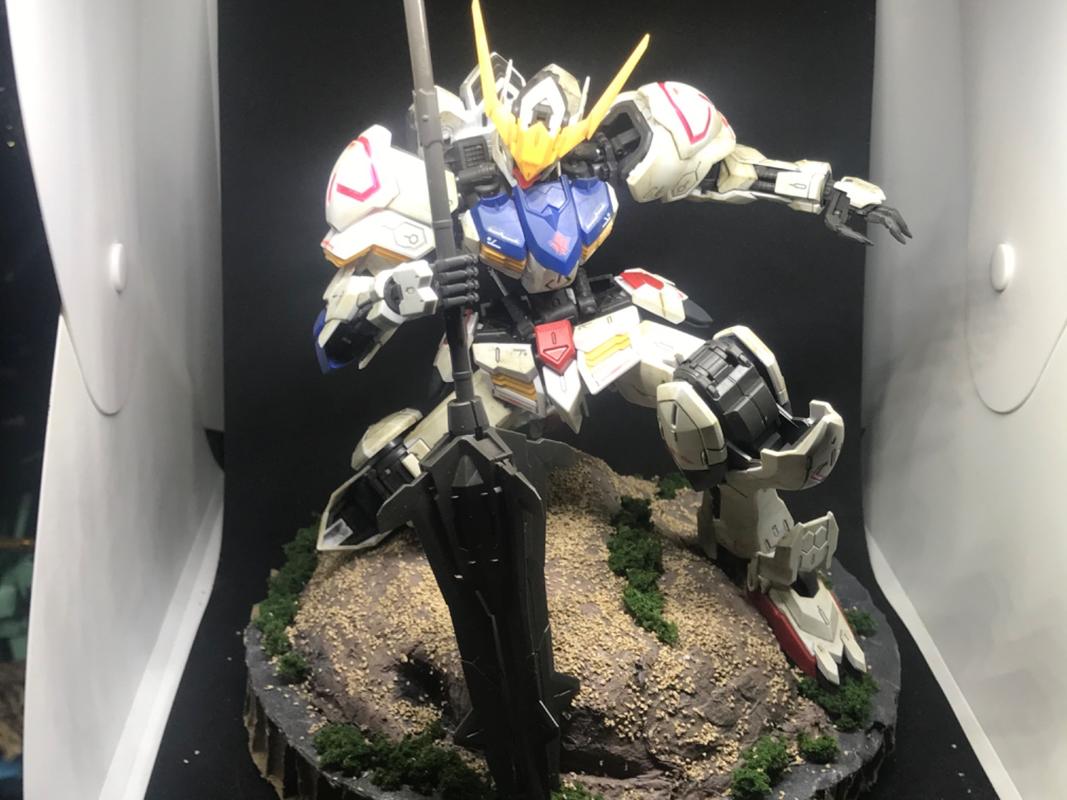MG 1/100 ASW-G-08 Gundam Barbatos Model Kit photo review