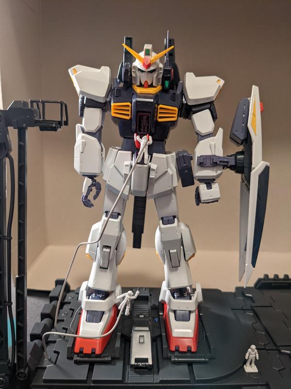 MG 1/100 RX-178 Gundam Mk-II (Ver. 2.0) photo review