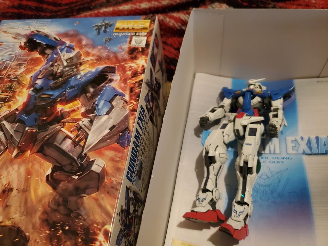 MG 1/100 GN-001 Gundam Exia Gunpla Model Kit photo review