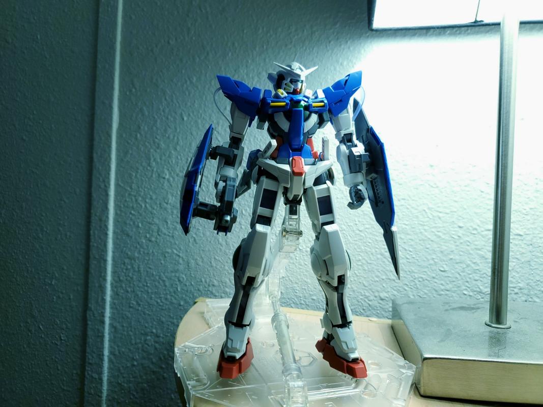 MG 1/100 GN-001 Gundam Exia Gunpla Model Kit photo review