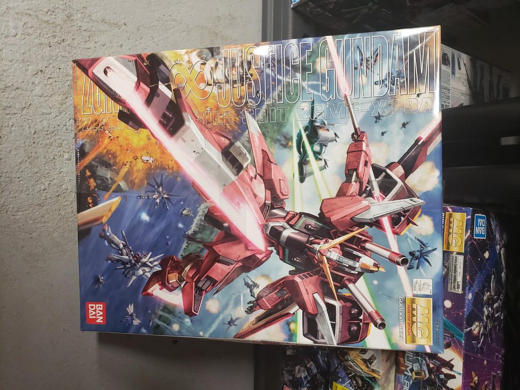 MG 1/100 Infinite Justice Gundam Model Kit (ZGMF-X19A) photo review