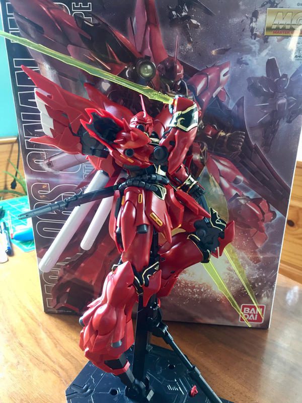 MG 1/100 Sinanju (Anime Color Scheme) photo review