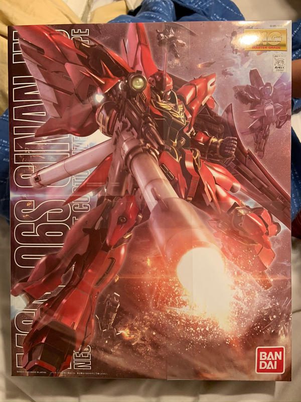 MG 1/100 Sinanju (Anime Color Scheme) photo review