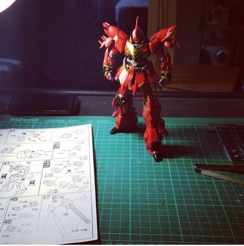 HGUC 1/144 MSN-06S Sinanju Gundam Plastic Model Kit photo review