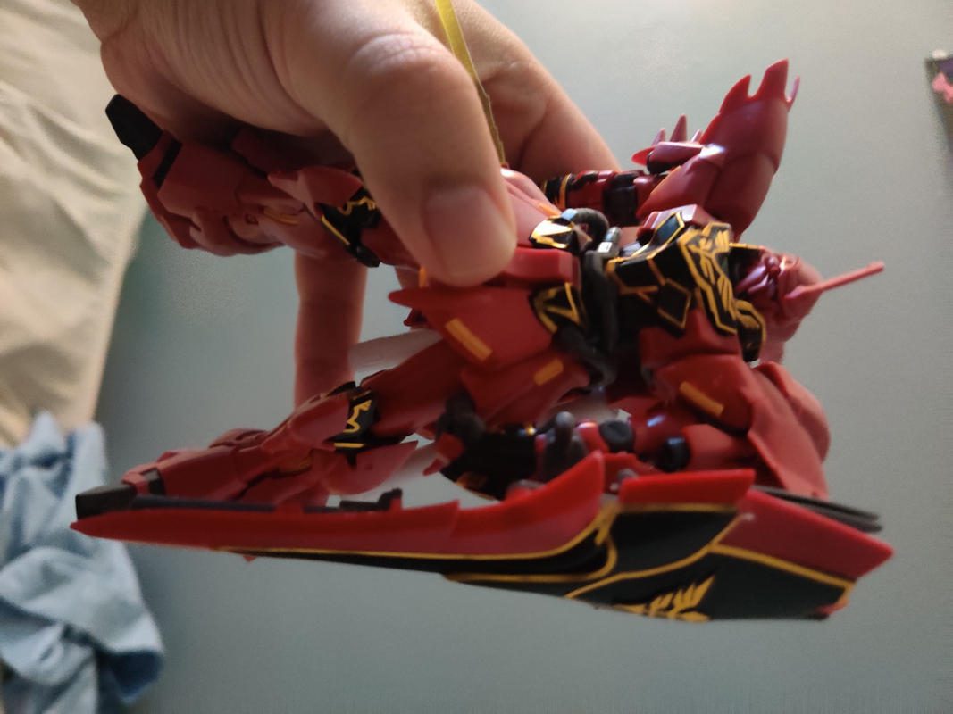 HGUC 1/144 MSN-06S Sinanju Gundam Plastic Model Kit photo review