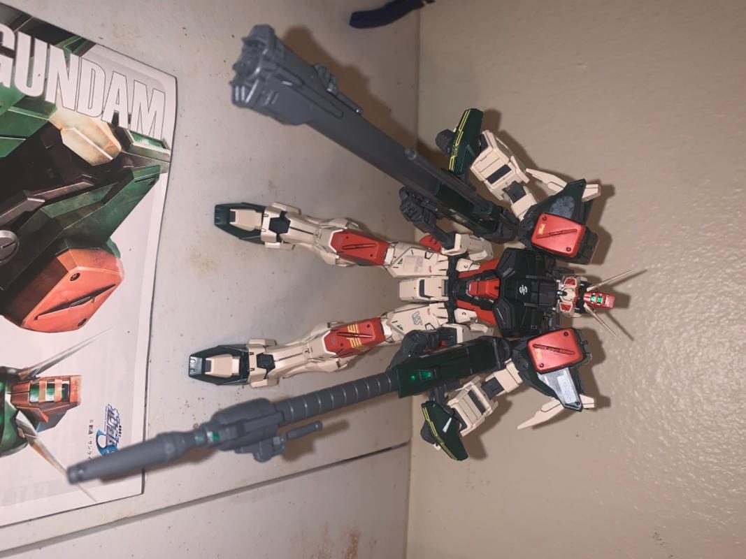 MG 1/100 Buster Gundam Model Kit photo review
