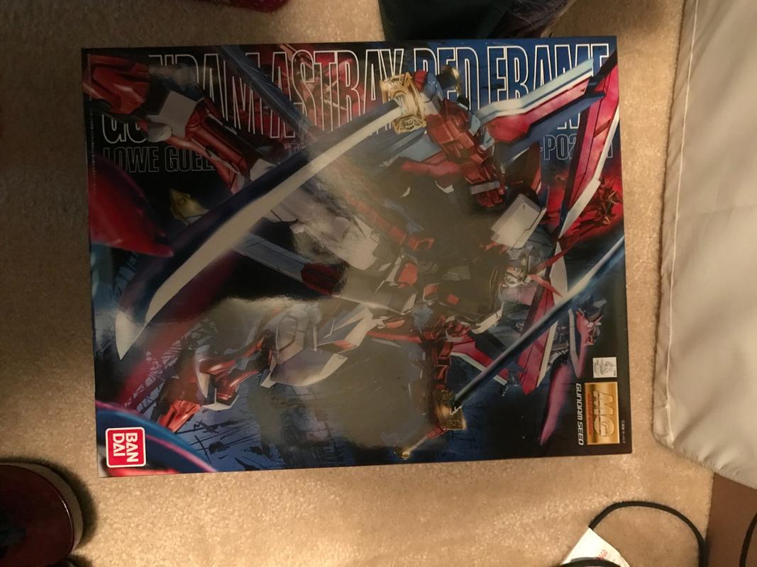 MGAcala 1/100 MG GN Destiny Red Custom photo review