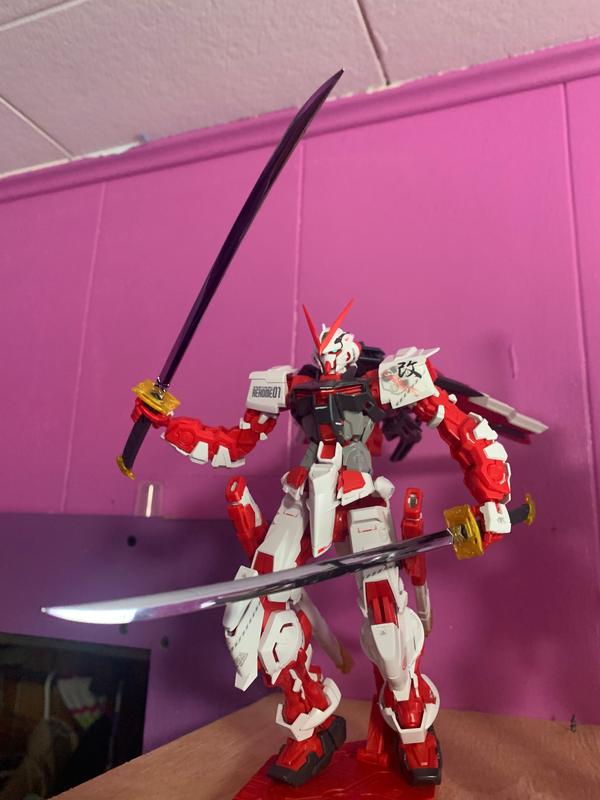 MGAcala 1/100 MG GN Destiny Red Custom photo review