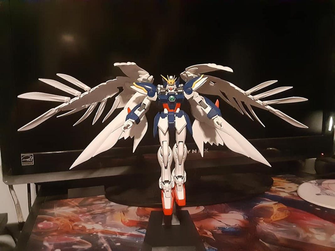 MG 1/100 Wing Gundam Zero (Endless Waltz Ver.) photo review