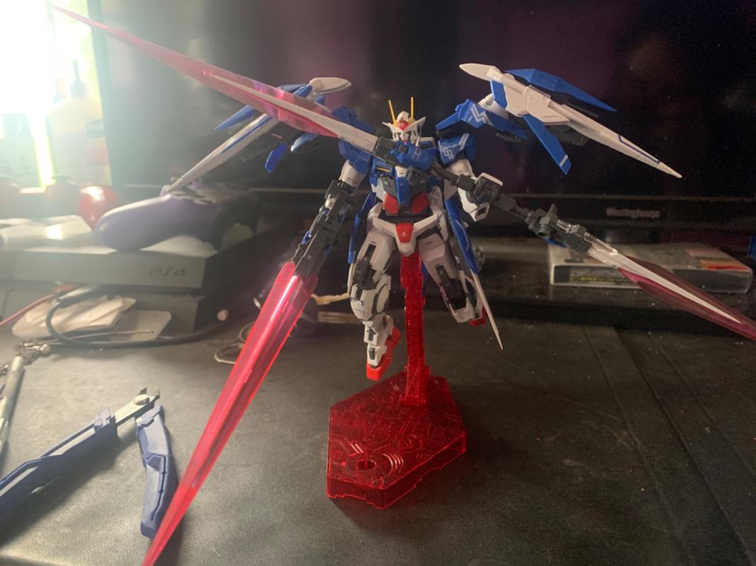 RG 1/144 00 Raiser Gundam Model Kit photo review