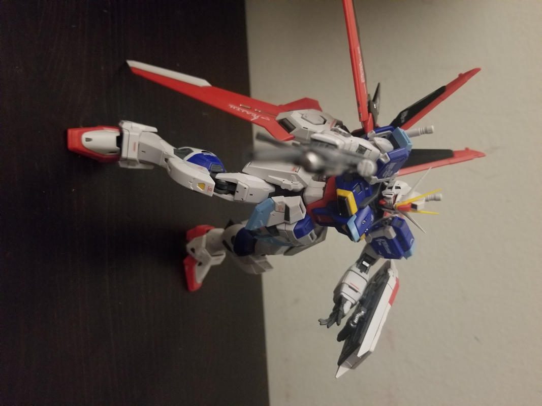 Force Impulse Gundam RG 1/144 (33) photo review
