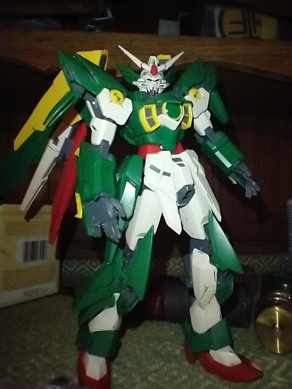 MG 1/100 Gundam Phenex (Reborn) photo review