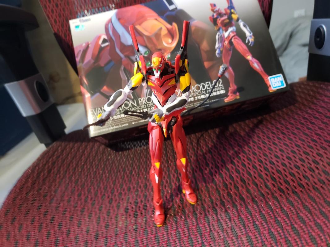 Neon Genesis Evangelion RG 1/144 Scale Model Set: Unit-02 Production Model photo review