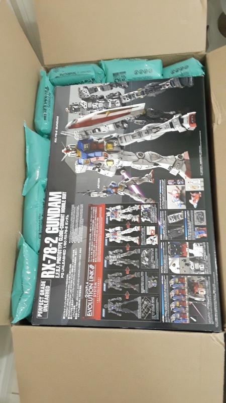 PG Unleashed RX-78-2 Gundam 2.0 1/60 Scale Model Kit photo review