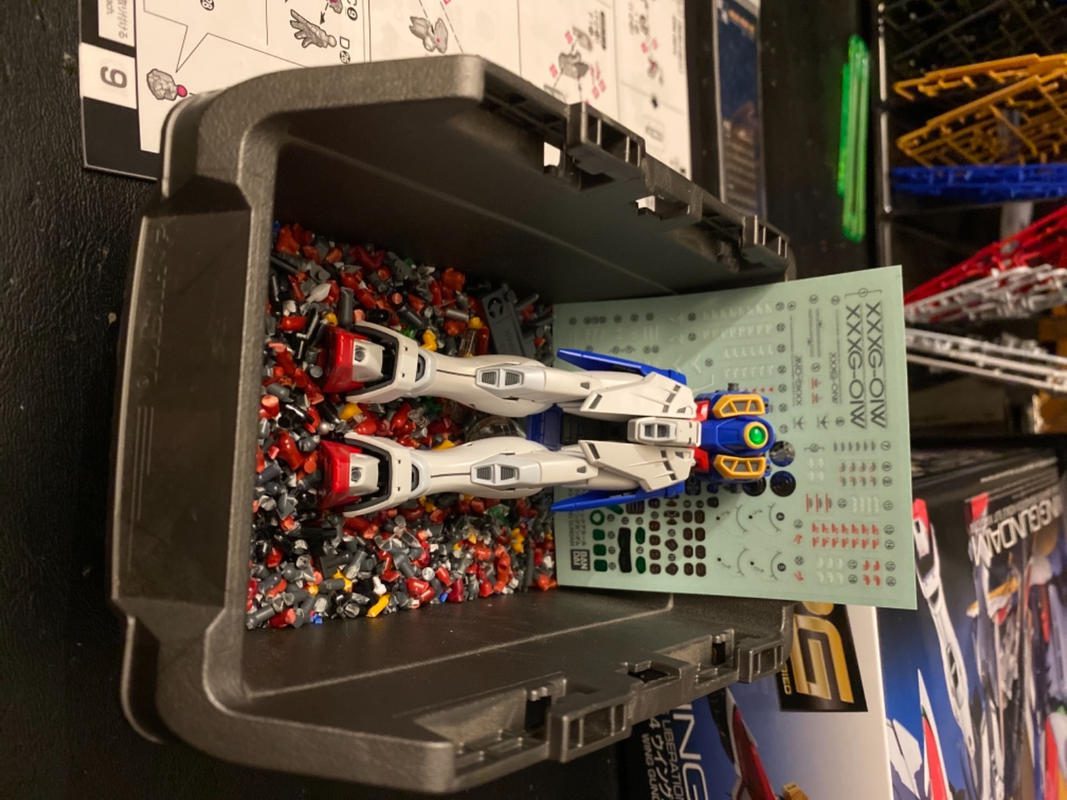 RG 1/144 Wing Gundam Zero EW Ver.Ka Model Kit photo review