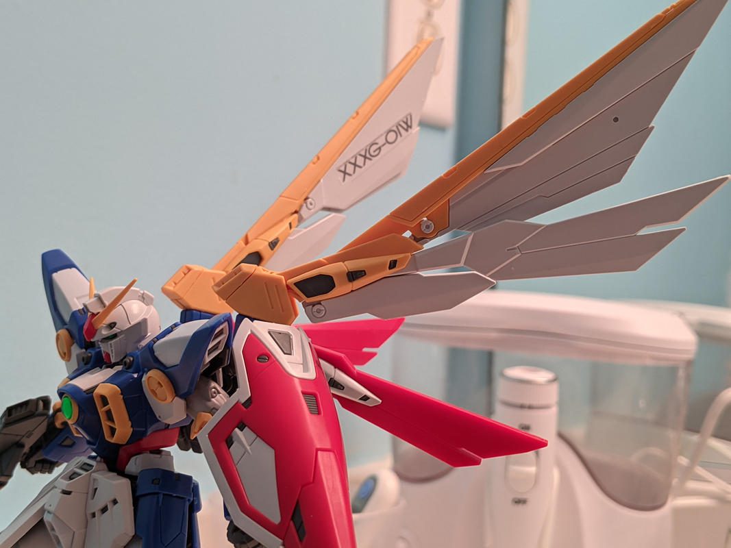 RG 1/144 Wing Gundam Zero EW Ver.Ka Model Kit photo review