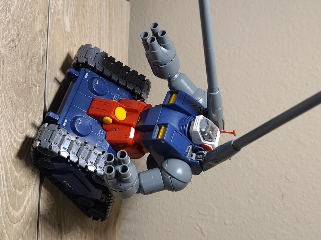 GunTank Model Kit MG 1/100 photo review