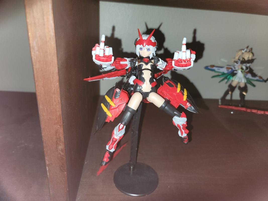 Future Model MS Girl - Astray Red Frame Variant photo review