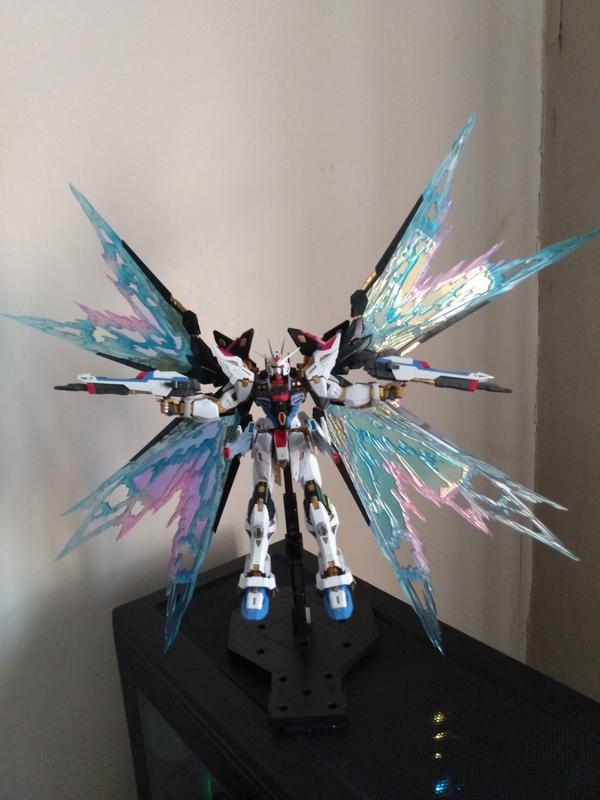 MGEX 1/100 Strike Freedom Gundam Model Kit photo review
