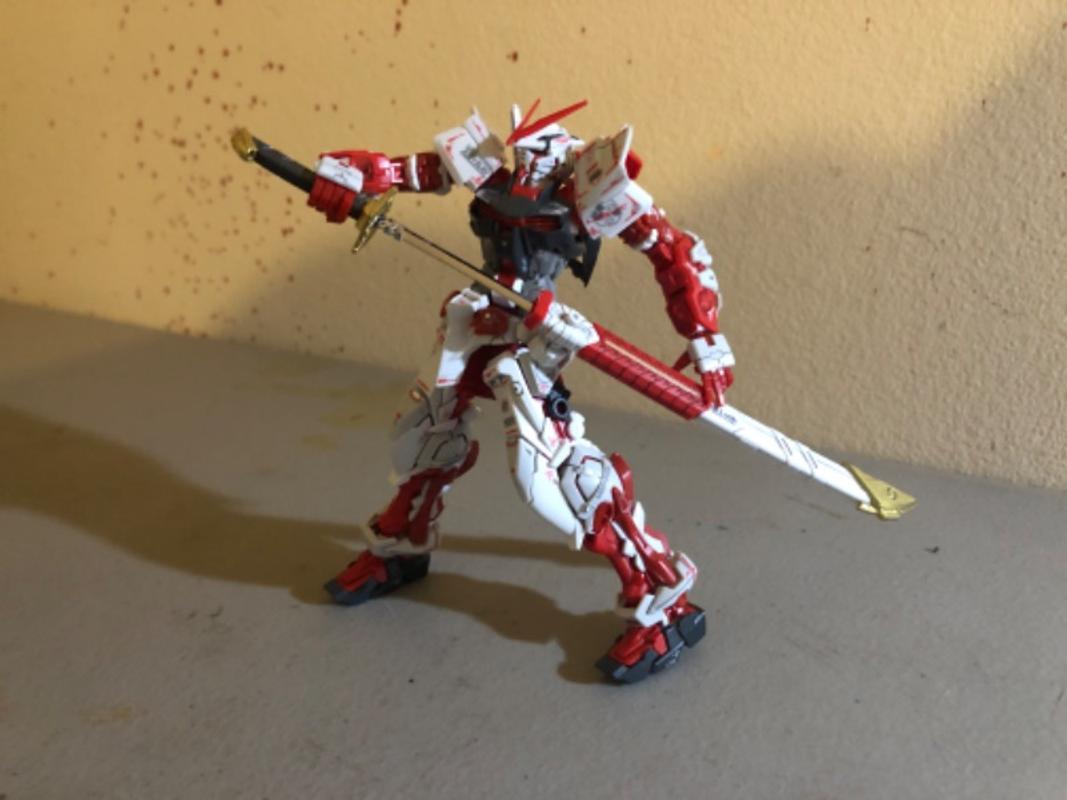 RG 1/144 #19 Gundam Astray Red Frame Model Kit photo review