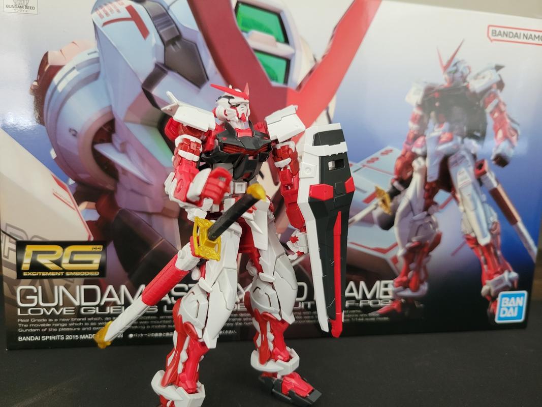 RG 1/144 #19 Gundam Astray Red Frame Model Kit photo review