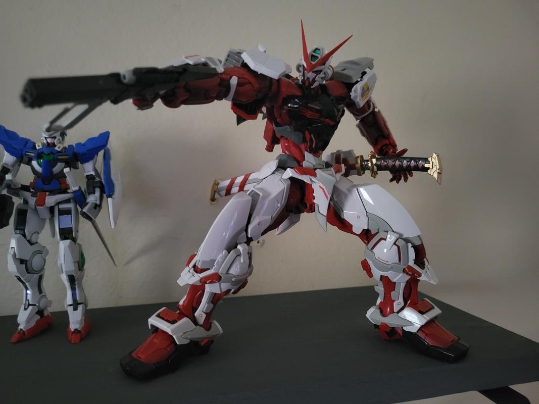 Pre-Order Hi-Resolution Model Kit 1/100 Scale Gundam Astray Red Frame Plastic Model Kit photo review