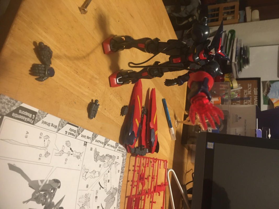 Master Gundam Model Kit (MG 1/100) photo review