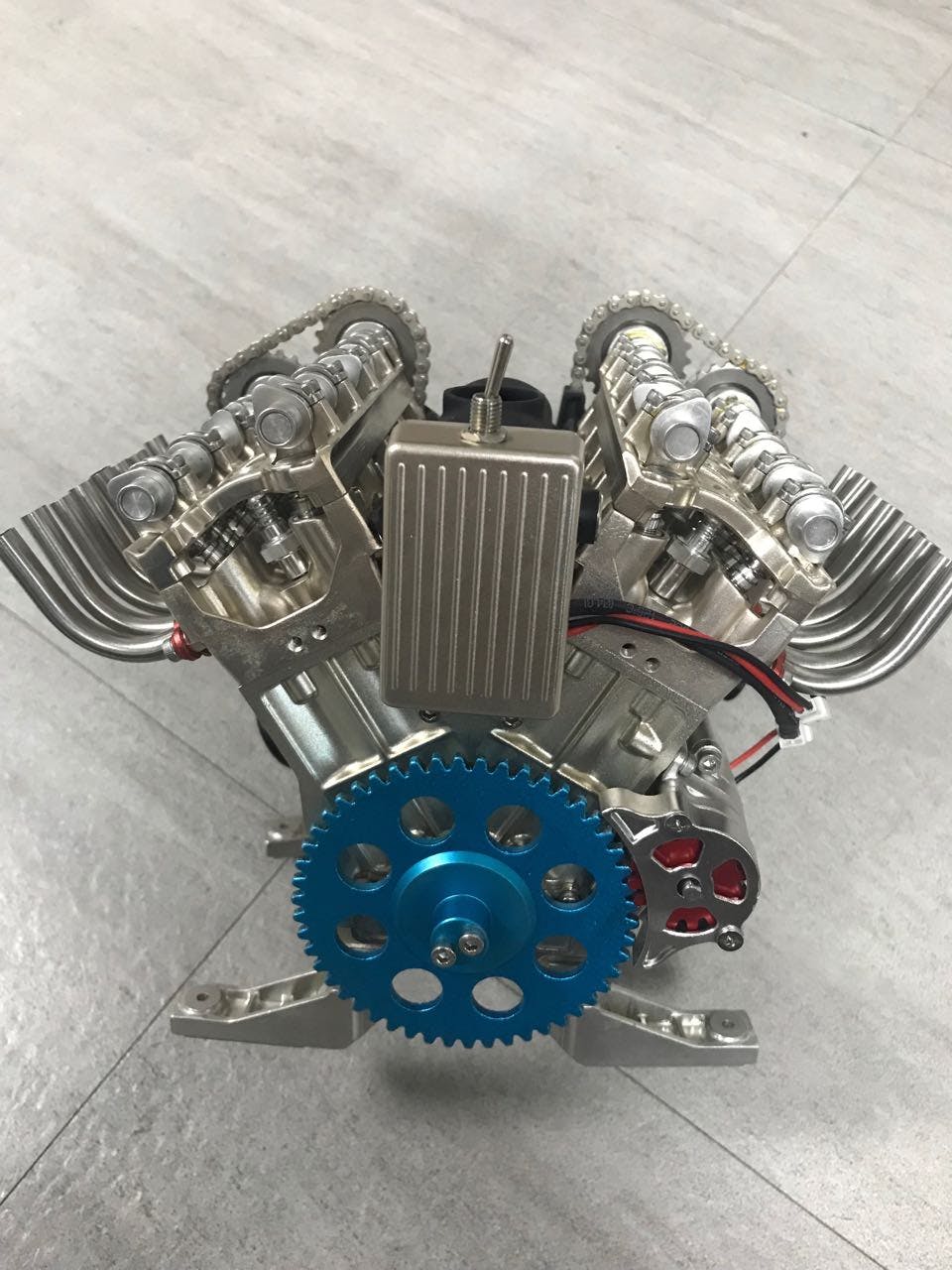 Working V8 Engine Model Kit: Build & Learn with 500+PCS Full Metal Car Engine, 1:3 Scale photo review