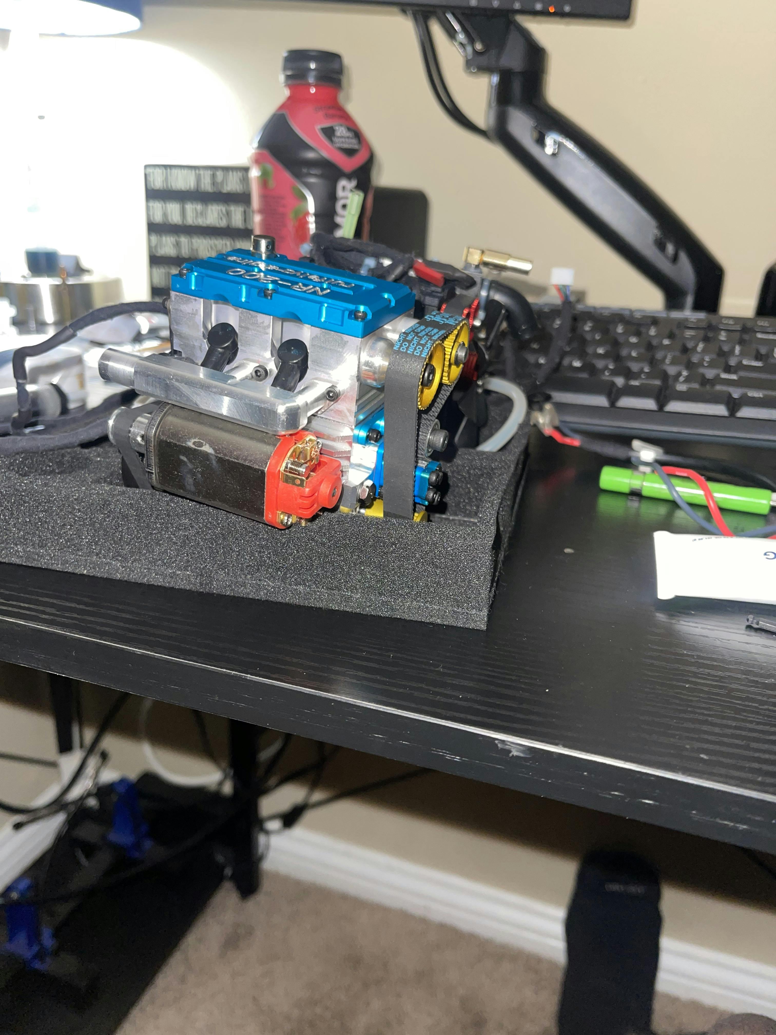 8.6cc Inline Twin-Cylinder 4-Stroke Water-Cooled Electric-Start Nitro Engine for 1/8 RC Vehicles photo review