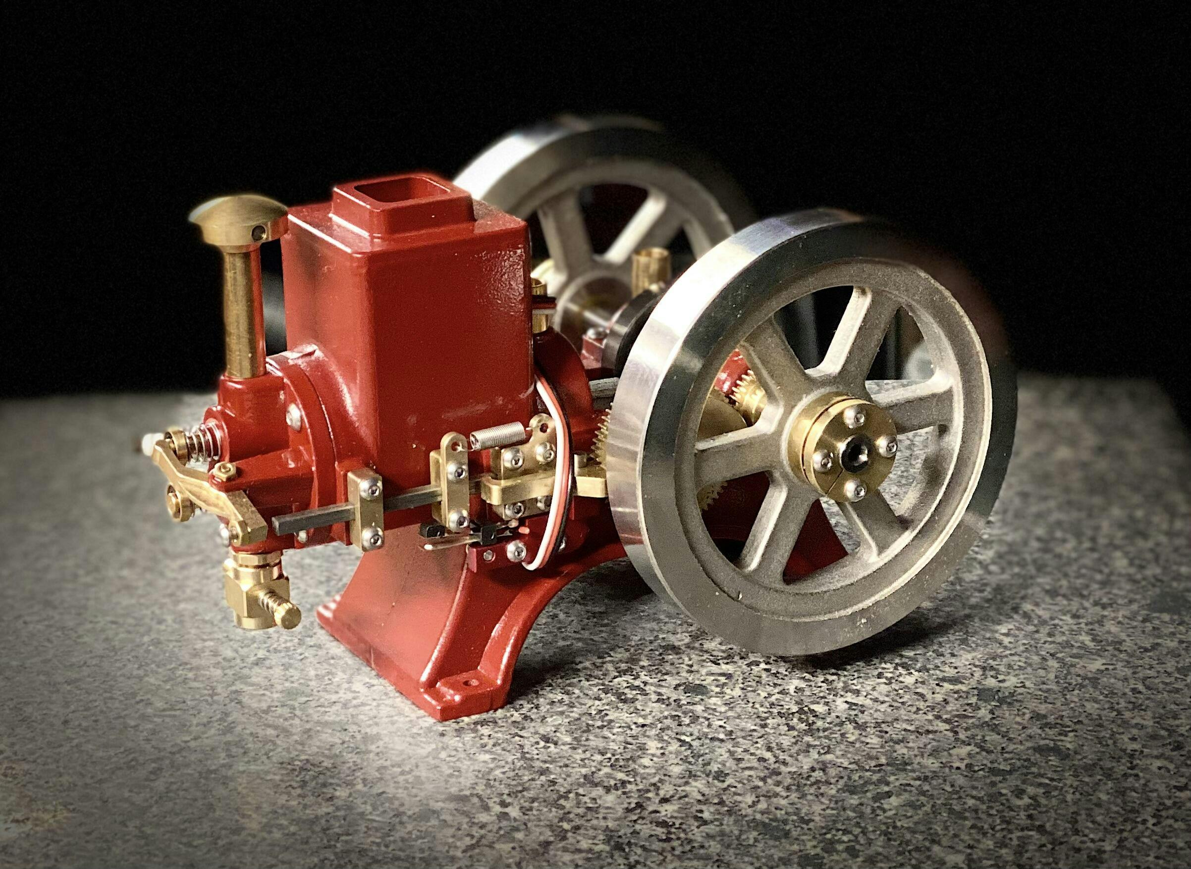 4-Stroke Gas Engine with Ignition System, 6cc Metal Single Cylinder IC Engine, Gift Collection photo review