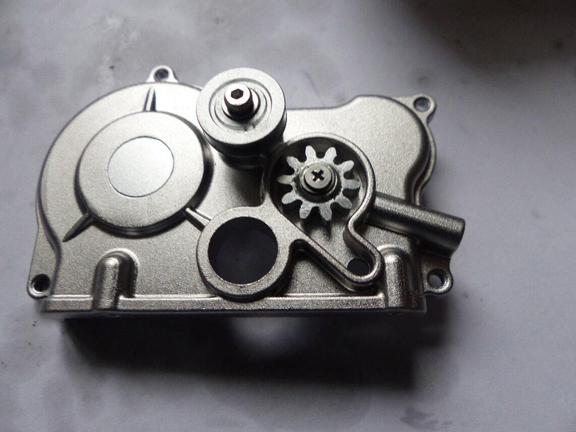 Fully Functional L4 Diesel Engine Model Kit - Build Your Own Working Diesel Engine - 1:10 Scale Full Metal Mini L4 4-Cylinder OHV Engine - 300+ Pieces photo review