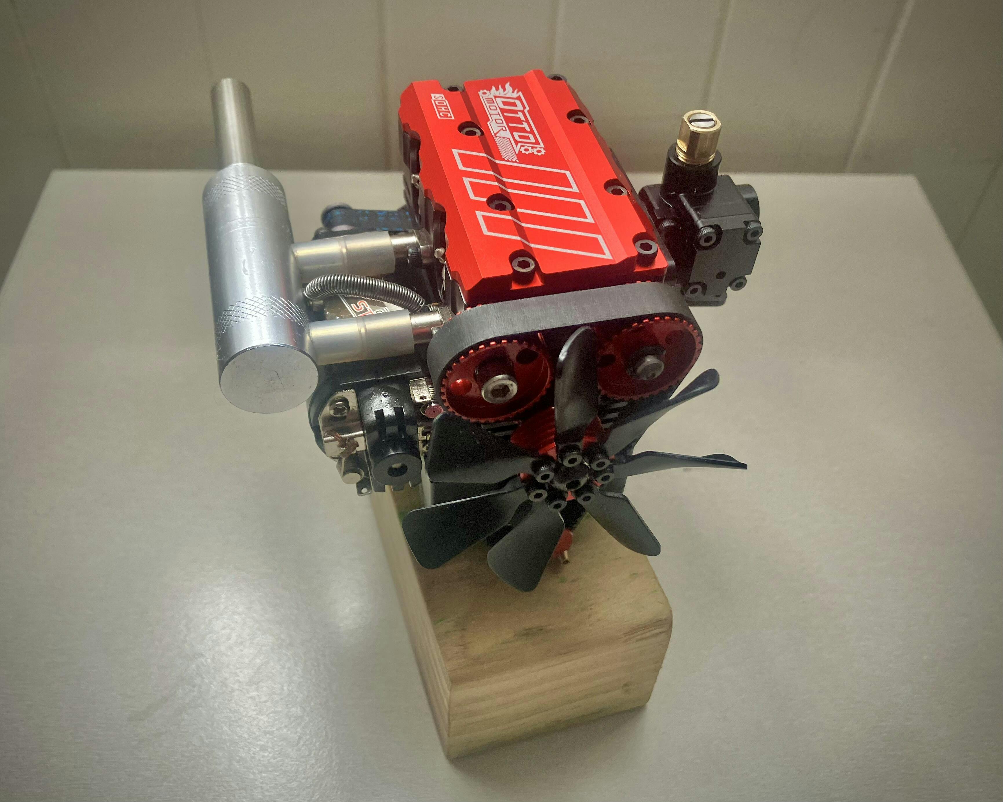 Otto Toyan FS-L200AC Engine - Single Overhead Camshaft (SOHC) 4-Stroke, Nitro-Fueled Model Engine Kit photo review