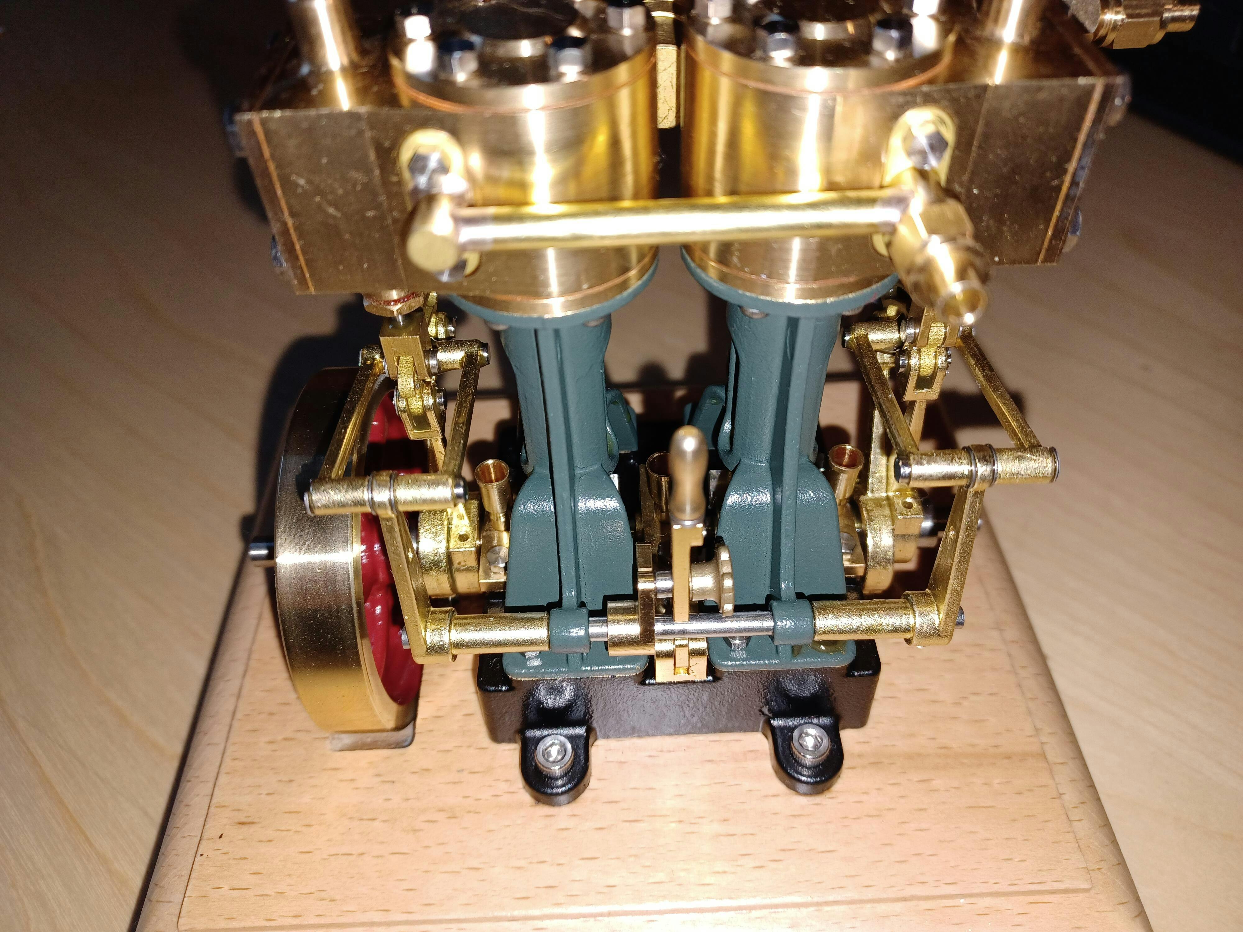 M30 3.7cc Mini Retro Vertical Double-Cylinder Reciprocating Double-Acting Steam Engine Model with Speed Reducer photo review