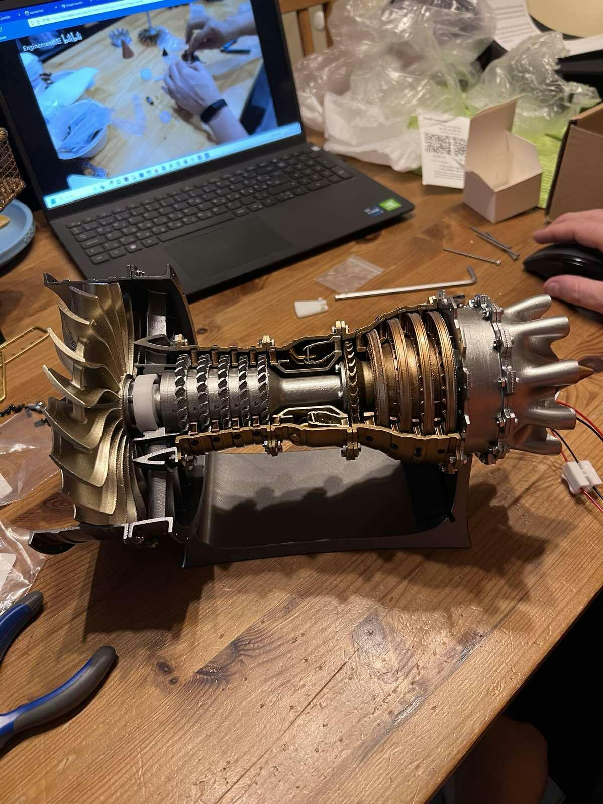 Aircraft Turbofan Engine Model Kit | 1:20 TR900 DIY Aerospace STEM Learning Toy photo review